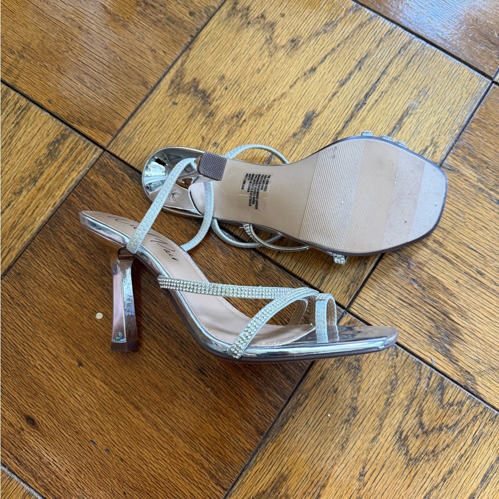 NWOT Wild Pair Silver Rhinestone Strappy Heeled Sandals